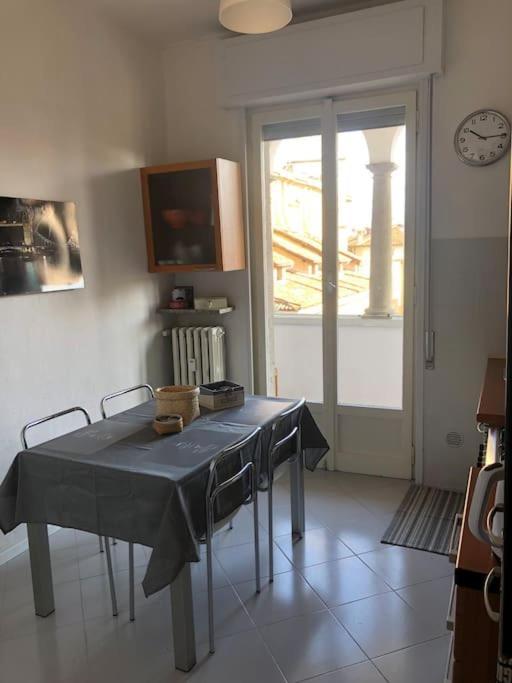 Holly'S House Apartment Alzano Lombardo Bagian luar foto