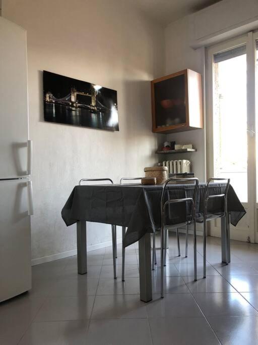 Holly'S House Apartment Alzano Lombardo Bagian luar foto