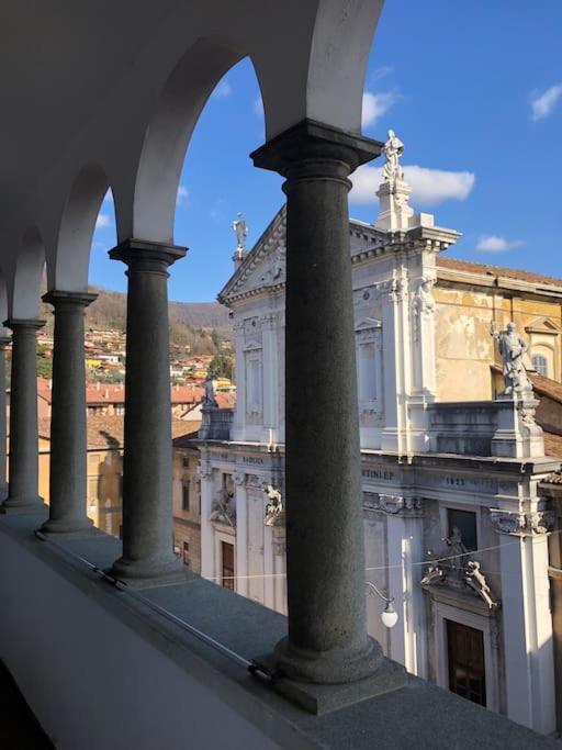 Holly'S House Apartment Alzano Lombardo Bagian luar foto