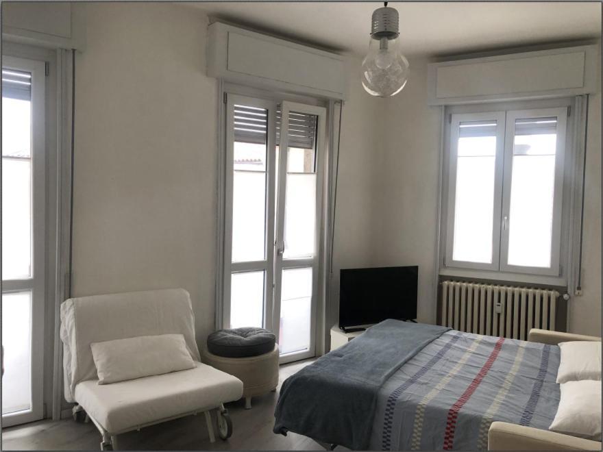 Holly'S House Apartment Alzano Lombardo Bagian luar foto